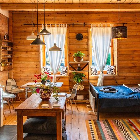 Minifaktura Loft Apartman & Reggelizo Es Etelbar Szokolya Eksteriør bilde
