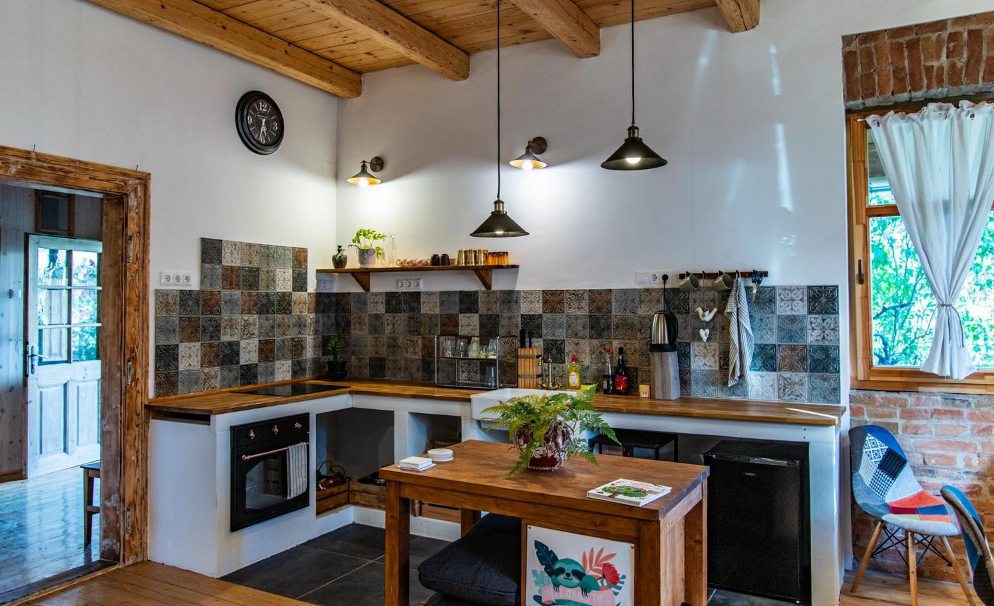 Minifaktura Loft Apartman & Reggelizo Es Etelbar Szokolya Eksteriør bilde